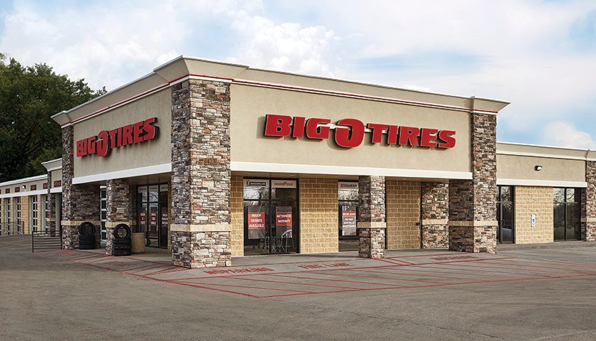 Discount Tire store exterior